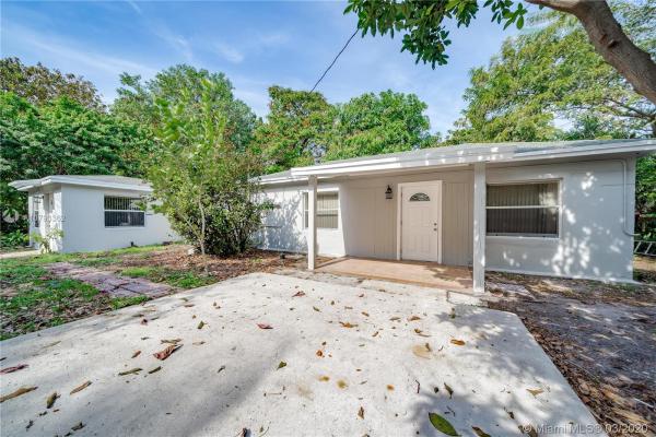 365 NE 174th St, Golden Glades, Florida 33162, image 2
