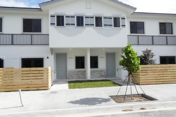 Tropical Breeze Townhouses, 13338 SW 250th Ter #13338, Princeton, Florida 33032, image 2