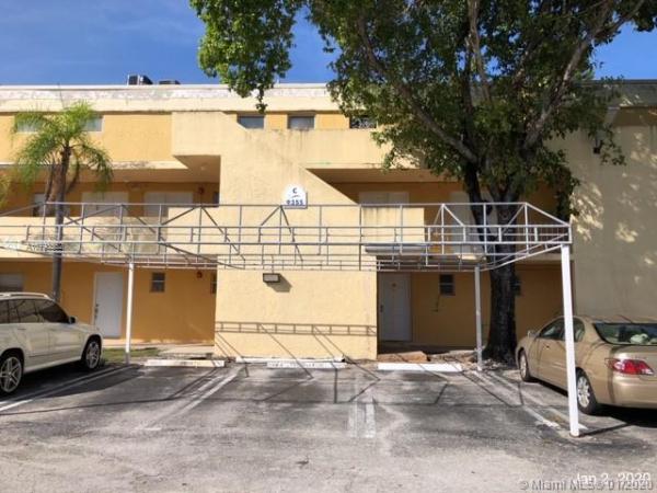 The Beach Club At Fontainebleau Park, 9355 Fontainebleau Blvd #C110, Fountainebleau, Florida 33172, image 2