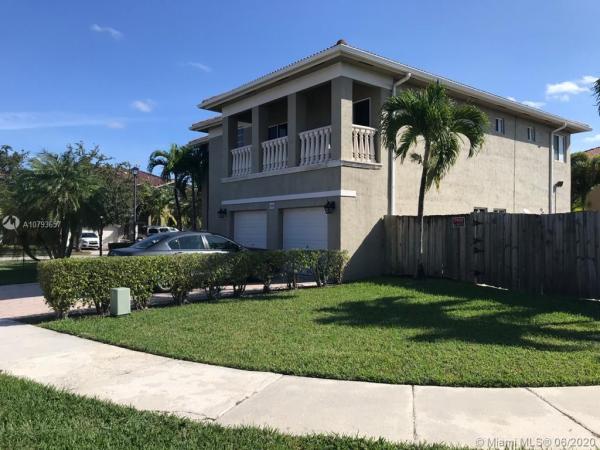 Twin Lake Shores Central, 14005 SW 130th Ave, Three Lakes, Florida 33186, image 1