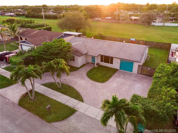 Winston Park, 7304 SW 135th Ct, Kendale Lakes, Florida 33183, image 2