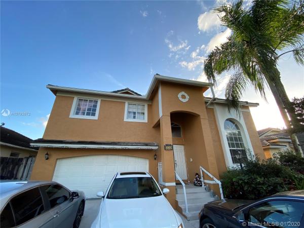 Courtyards At Deerwood, 12324 SW 146th St, Three Lakes, Florida 33186, image 2
