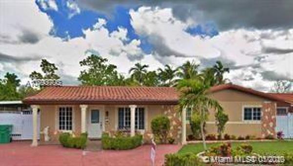 Southern Estates, 2751 Village Green Dr, Tamiami, Florida 33175, image 2