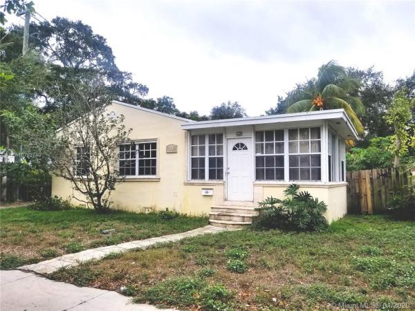Park View Square, 1260 NE 124th St, North Miami, Florida 33161, image 2