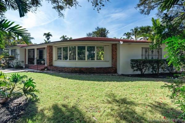 Riviera, 6200 Leonardo St, Coral Gables, Florida 33146, image 2