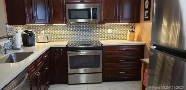 Meadowbrook Lakes View, 401 SE 3rd St #301, Dania Beach, Florida 33004, image 1
