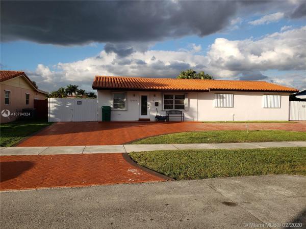 Royale Green, 12865 SW 50 Ln #, Kendale Lakes, Florida 33175, image 2
