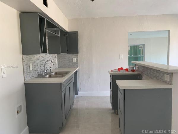 Goulds No HOA, 11780 SW 221st St, Goulds, Florida 33170, image 2