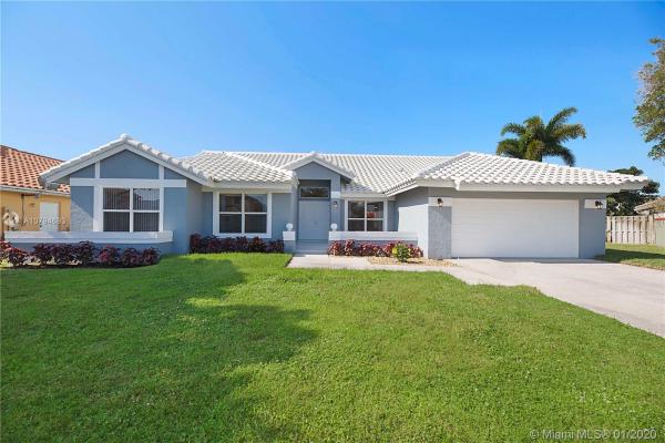 Boca Bay, 9696 W Lake Ct, Boca Raton, Florida 33434, image 2