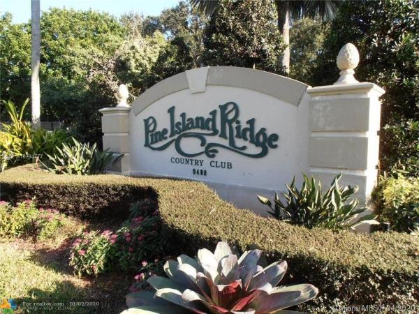 Evergreen Of Pine Island Ridge, 9461 Evergreen Pl #204, Davie, Florida 33324, image 2