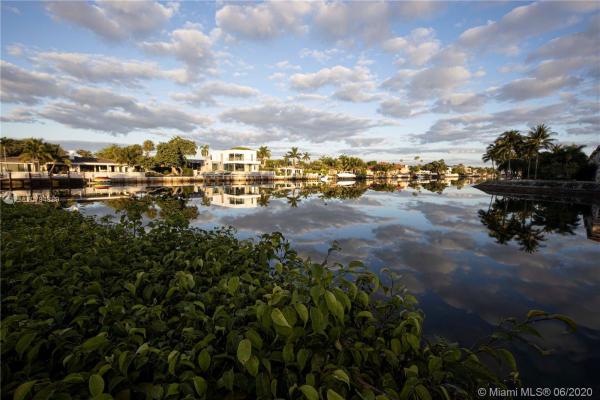 Edgewater, 1510 Shoreline Way, Hollywood, Florida 33019, image 2