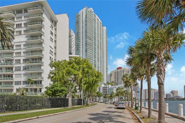 Brickell Bay Tower, 1408 Brickell Bay Dr #217, Miami, Florida 33131, image 2