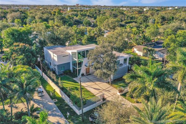 Pinecrest Residential, 10620 SW 74th Ave, Pinecrest, Florida 33156, image 2