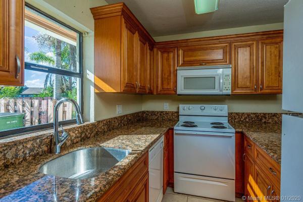 Townhomes Of Audubon South, 1417 Towhee St, Homestead, Florida 33035, image 2