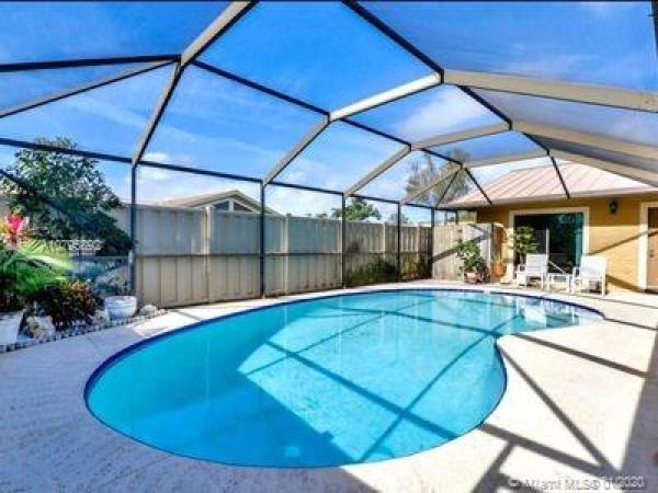 Westwood Gardens, 5445 Eagle Lake Dr, Palm Beach Gardens, Florida 33418, image 2