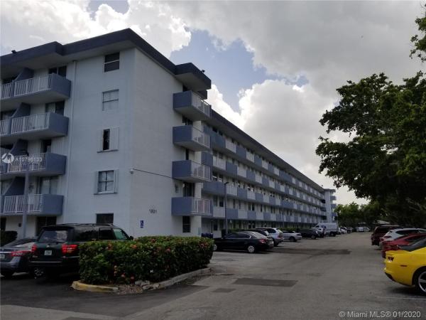 North Bay Villas, 1801 S Treasure Dr #502, North Bay Village, Florida 33141, image 2