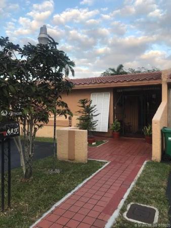 Villas Of Madeira, 613 SW 94th Ct #613, Fountainebleau, Florida 33174, image 2