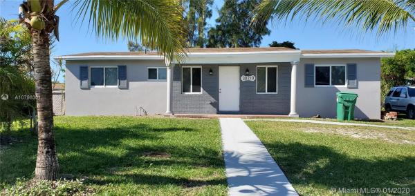 Newton Heights, 30210 SW 158th Ave, Leisure City, Florida 33033, image 2