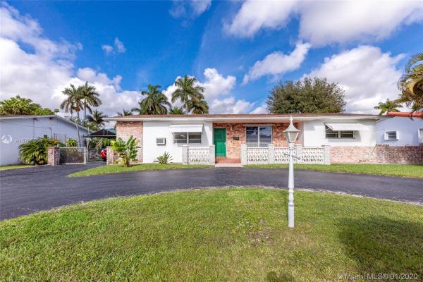 Biscayne Gardens, 14820 S Spur Dr, Golden Glades, Florida 33161, image 2
