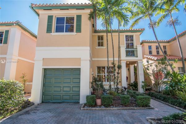 Anchorage At Miami Lakes, 8366 NW 142nd St, Miami Lakes, Florida 33016, image 2