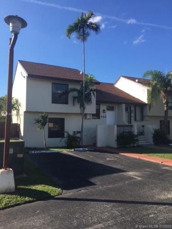 Wind Lake Village, 450 NW 98 Ct #450, Fountainebleau, Florida 33172, image 2