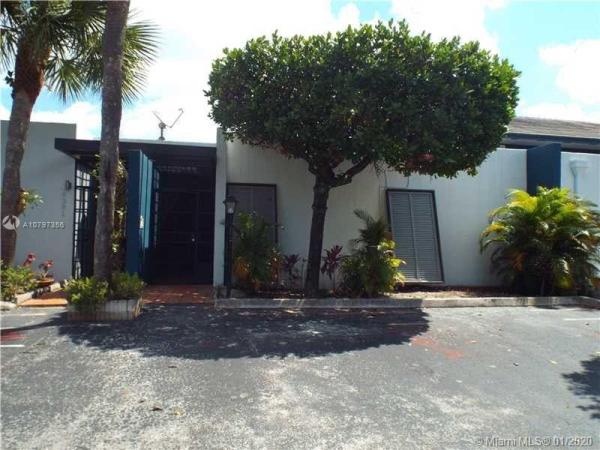 Windmill Gate, 6379 Jack Rabbit Ln #6379, Miami Lakes, Florida 33014, image 2
