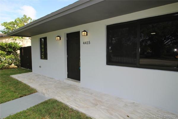 Royale Green, 4415 SW 127th Ct, Kendale Lakes, Florida 33175, image 2