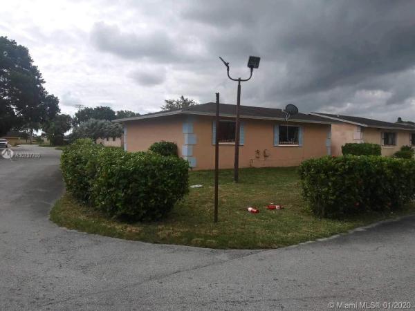 Villas Of Naranja, 26312 SW 141st Pl #20, Naranja, Florida 33032, image 2