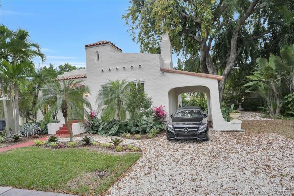 Granada, 720 Minorca Ave, Coral Gables, Florida 33134, image 2
