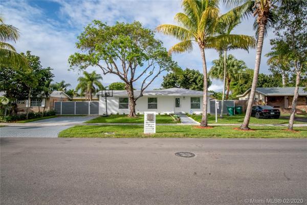 Bel Aire, 9373 Sterling Dr, Cutler Bay, Florida 33157, image 2