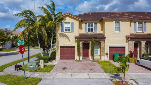 Coral Lakes Kingdom, 14773 SW 25th St #14773, University Park, Florida 33185, image 2
