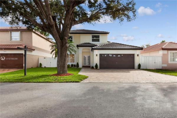 Marbella Park, 8240 NW 199th Ter, Hialeah, Florida 33015, image 2