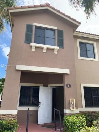The Courts At Isles Of Bayshore, 22511 SW 88th Pl Unit, Cutler Bay, Florida 33190, image 2