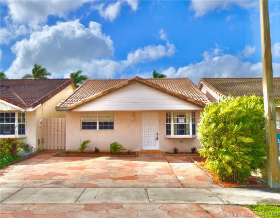 Biltmore Estates, 11440 NW 87th Ct, Hialeah Gardens, Florida 33018, image 2