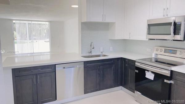 Royal Oaks, 441 NE 195th St #100, Ives Estates, Florida 33179, image 2
