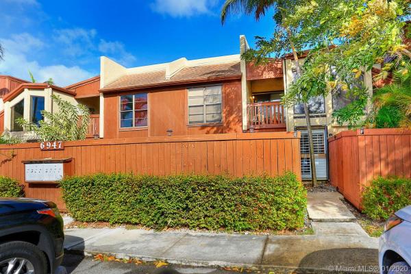 Snapper Village, 6947 SW 115th Pl #E36, Kendall, Florida 33173, image 2