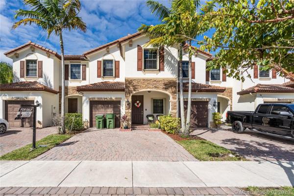 Umbria At The Vineyards, 374 NE 37th Ave, Homestead, Florida 33033, image 2