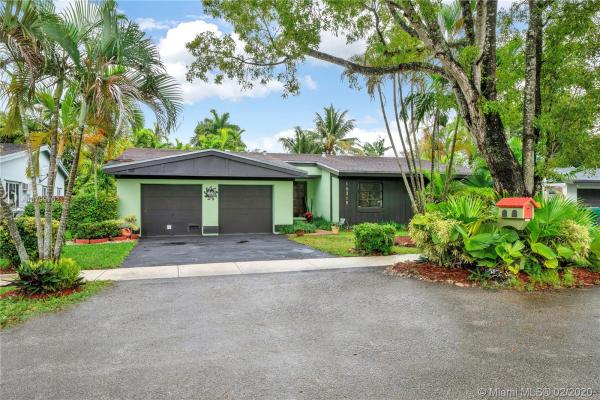 Calusa Club Estates, 10315 SW 128th Ct, The Crossings, Florida 33186, image 2