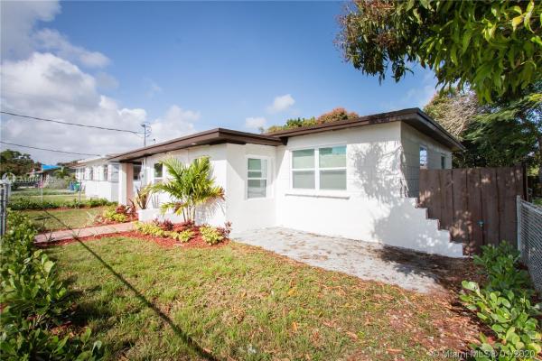 Dixie Heights Gardens, 10221 SW 173rd Ter, West Perrine, Florida 33157, image 2
