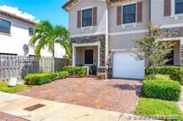 Gardens By The Hammocks, 11615 SW 150th Pl #11615, The Hammocks, Florida 33196, image 2