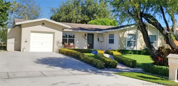 Devon Aire Estates, 12463 SW 104th Ln, The Crossings, Florida 33186, image 2