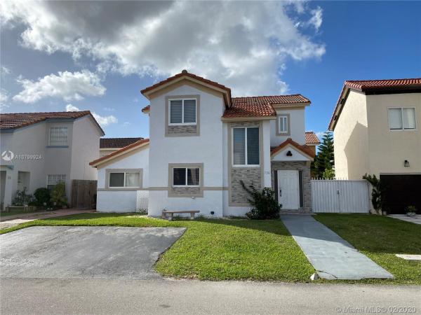 Lake Pointe, 754 NW 126th Ct, Tamiami, Florida 33182, image 2