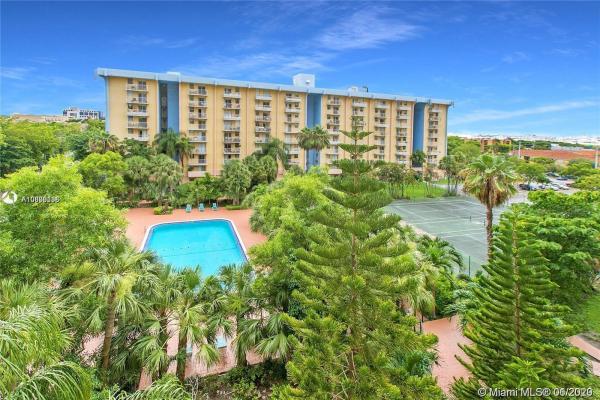 Yolanda Villas, 4550 NW 9th St #103E, Miami, Florida 33126, image 2