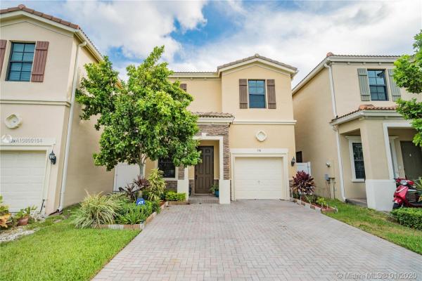 Champion Lakes, 718 NE 191st Ter, Ives Estates, Florida 33179, image 2