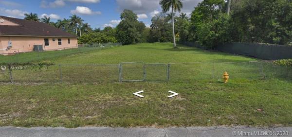 Biscayne Gardens, North Miami, Florida 33162, image 2