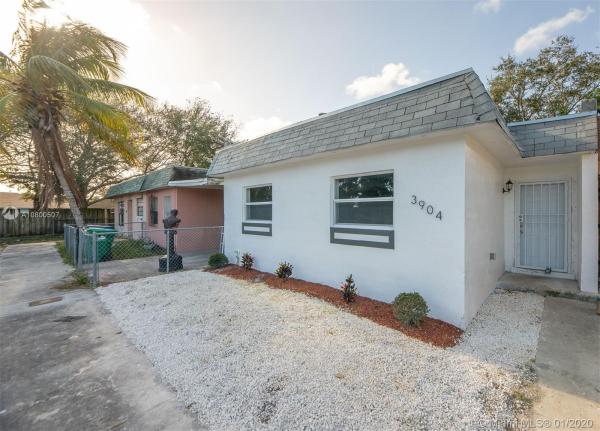 Vista Verde, 3904 NW 207th St Rd #3904, Miami Gardens, Florida 33055, image 2