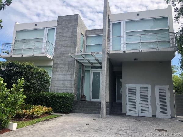 Tropical Isle Homes, 150 Buttonwood Dr, Key Biscayne, Florida 33149, image 2