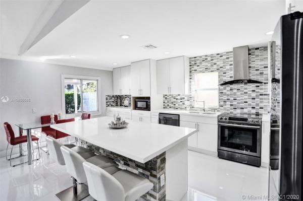 1781 SW 119th Ter, Miramar, Florida 33025, image 2