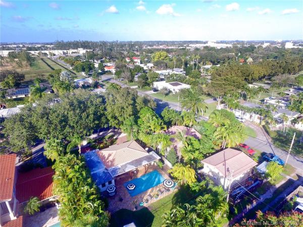 Spring View, 710 Oriole Ave, Miami Springs, Florida 33166, image 2
