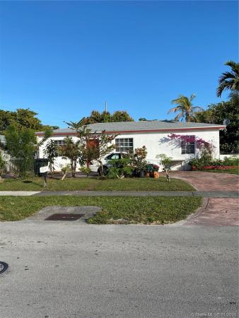 Biscayne Highlands, 1415 NE 141st St, North Miami, Florida 33161, image 2